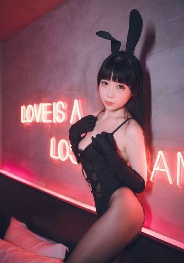 蝗虫毁灭日灾难电影在线观看_HD免费播放